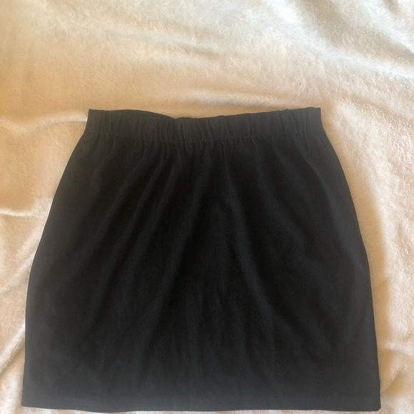 🌹Rose Embroidered Set🌹 - Picture 6 of 6